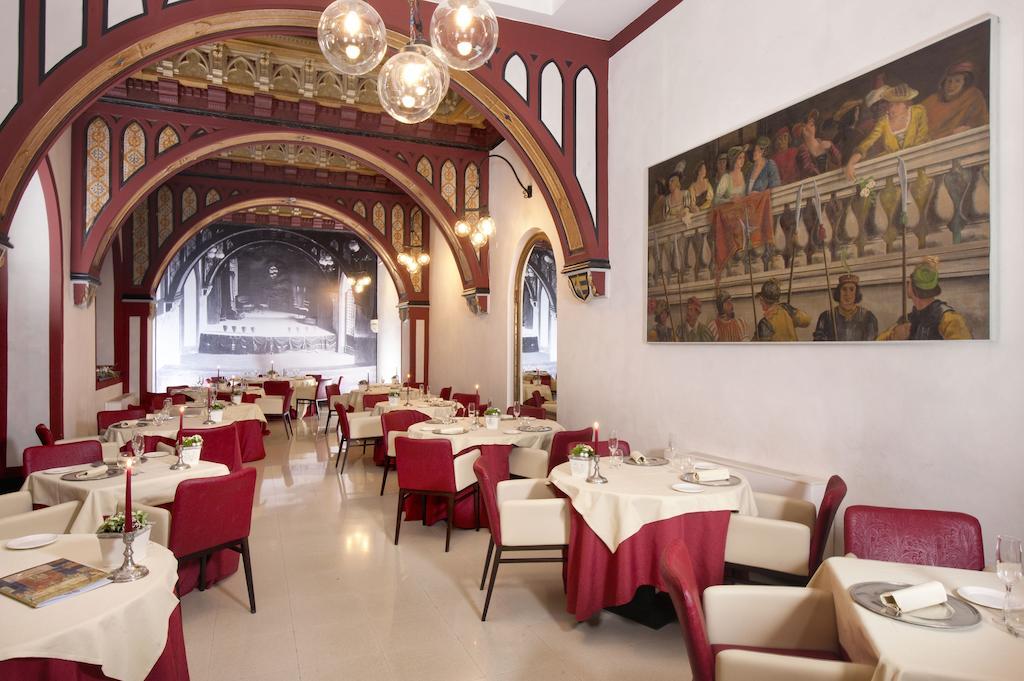 Castello Di Carimate Hotel Eksteriør billede