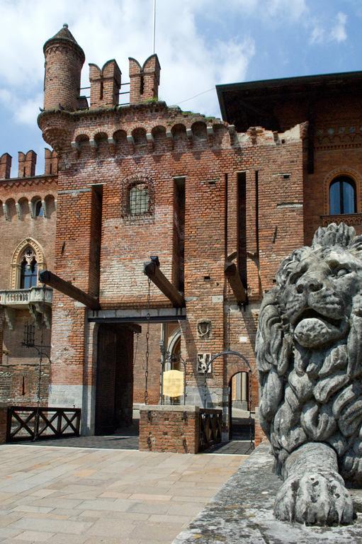 Castello Di Carimate Hotel Eksteriør billede